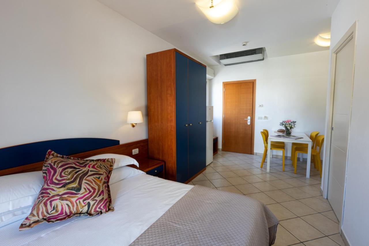 Residence Mimosa Rimini Exterior photo